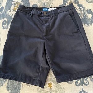 Old Navy Flat Front Shorts Ultimate Tech Slim